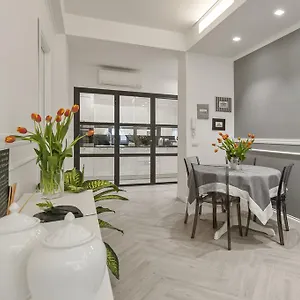 trevi-apartment-rome.it-romehotels.com/